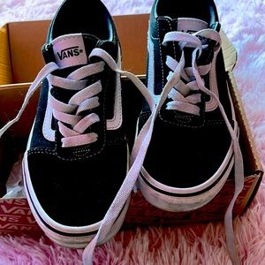 Girls vans size 3